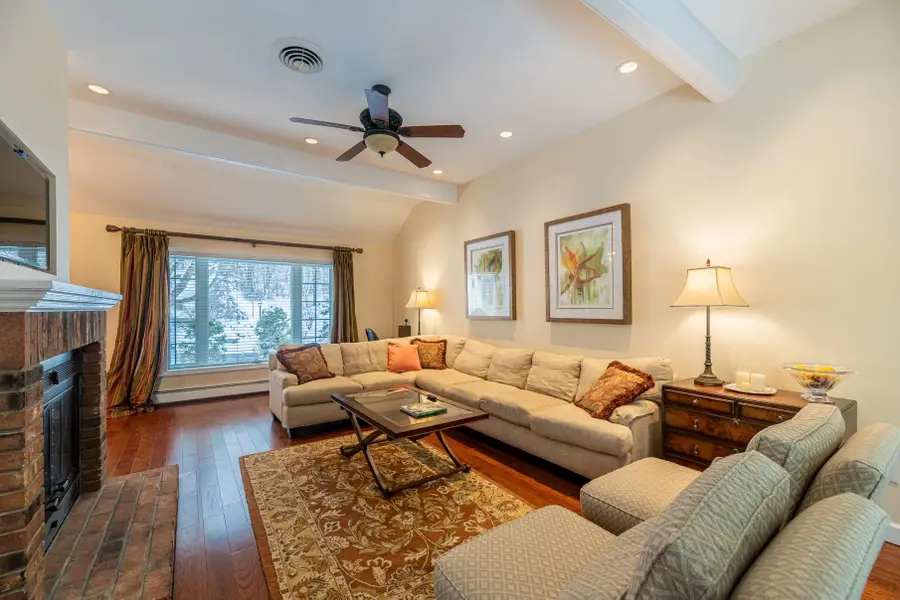 62 Owls Nest Circle #B-8, Manchester, VT 05254 - Image #3