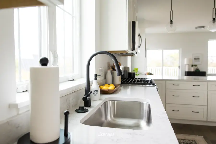 185 Aurora Road, South Burlington, VT 05403 - Image #3