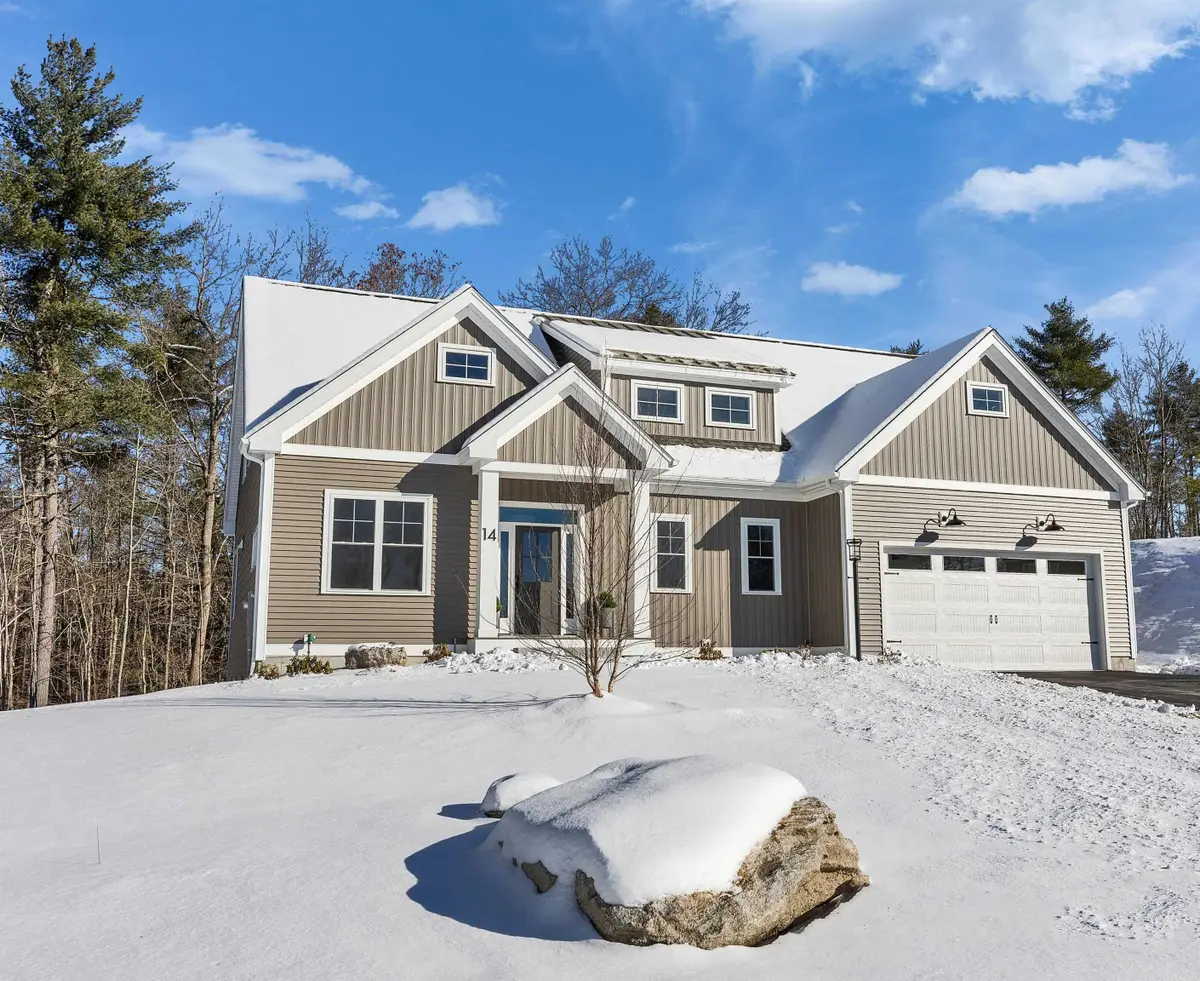 14 Overlook Circle, Auburn, NH 03032 - Image #1