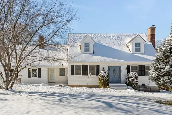 909 Dorset Street, South Burlington, VT 05403