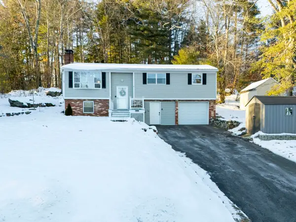 2 Brandywine Drive, Hooksett, NH 03106
