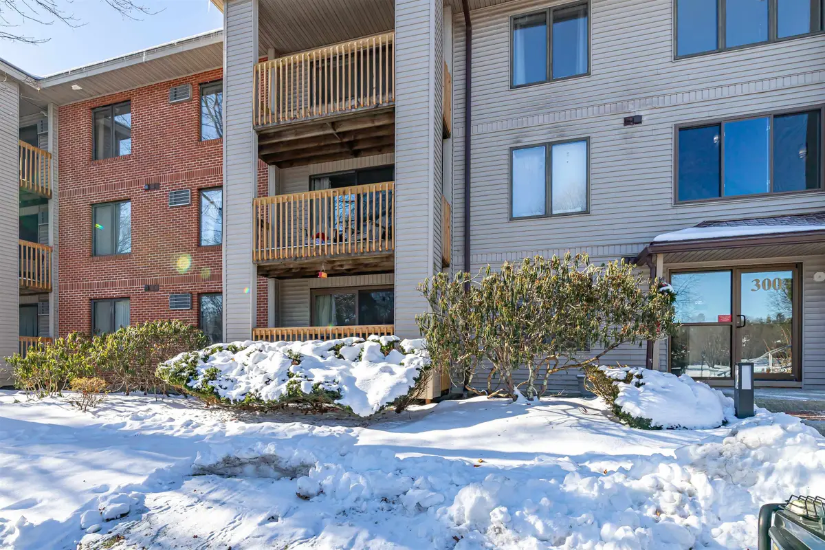 300 Candlewood Park #336, Nashua, NH 03060 - Image #1