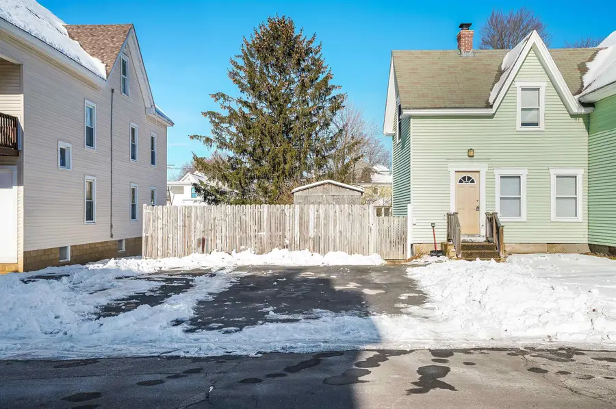 832 Clay Street, Manchester, NH 03103 - Image #3