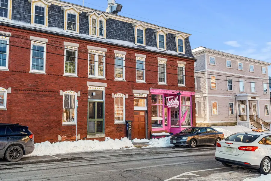 282 Central Avenue #10, Dover, NH 03820 - Image #2