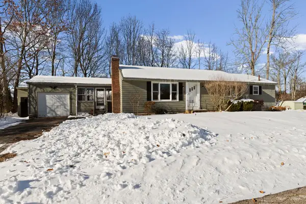 3 Henrietta Street, Rochester, NH 03867