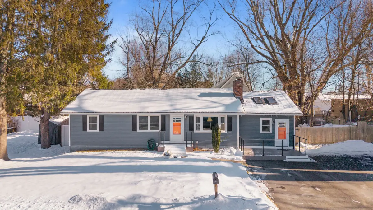 23 Pennsylvania Avenue, Manchester, NH 03104 - Image #1