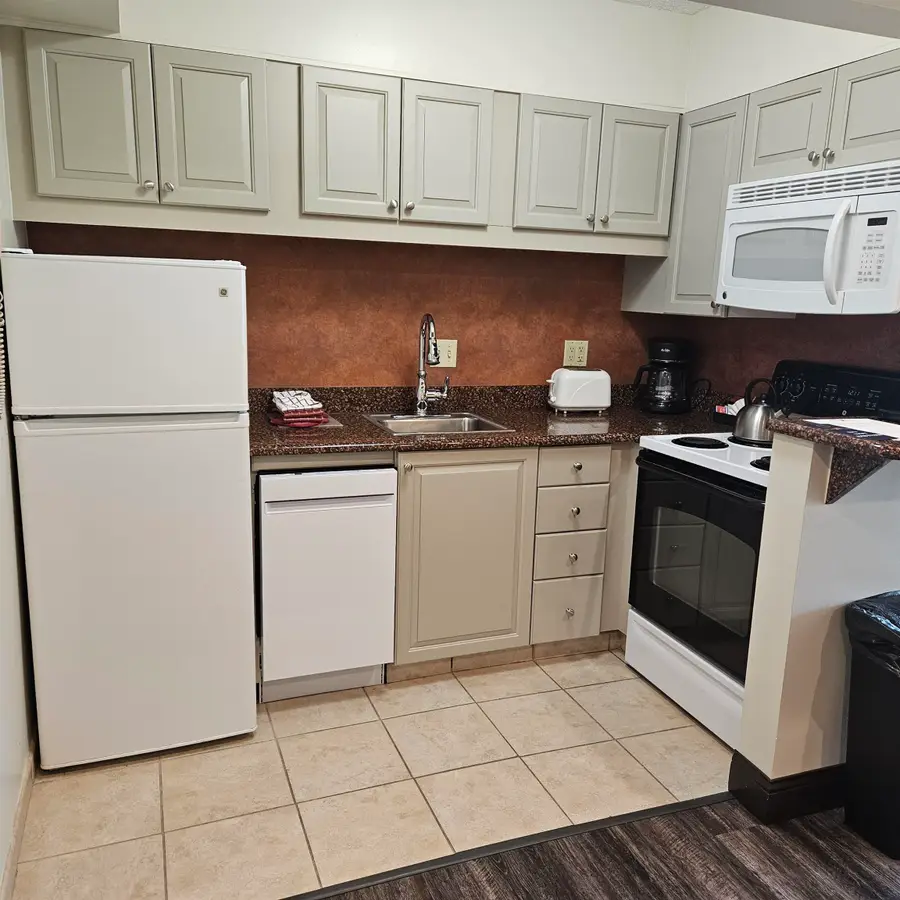 90 Loon Mountain Road #1208C, Lincoln, NH 03251 - Image #3