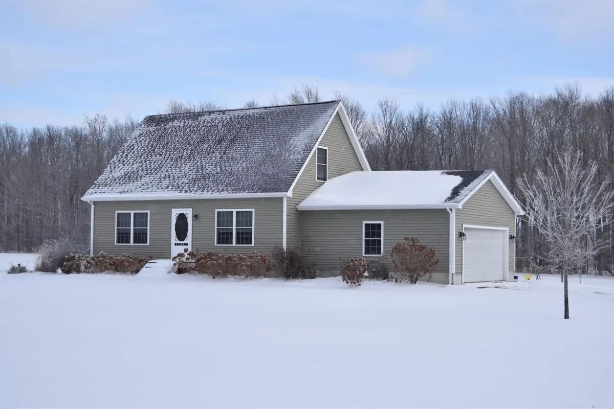 86 Reynolds Road, Grand Isle, VT 05458 - Image #1