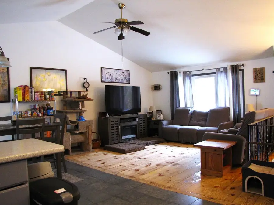 14 Country Acres Road, Sandown, NH 03873 - Image #2