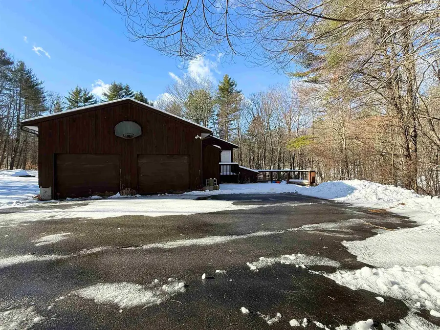 256 Middle Branch Road, New Boston, NH 03070 - Image #2