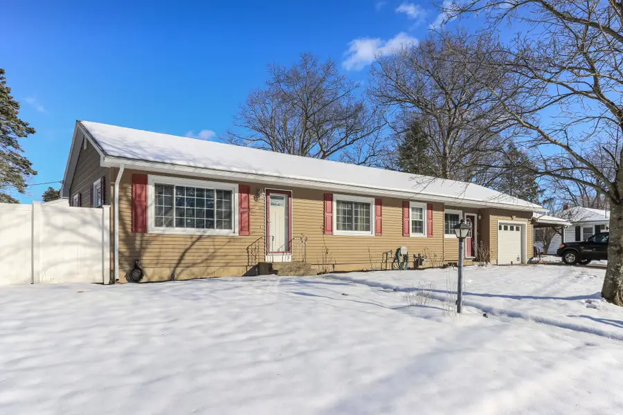 2 Denise Street, Nashua, NH 03063 - Image #3