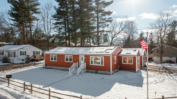 23 Parkhurst Drive, Nashua, NH 03062