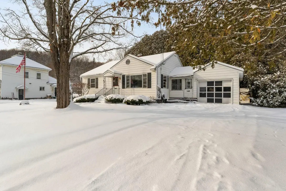 7 Grant Avenue, Barre, VT 05641 - Image #1