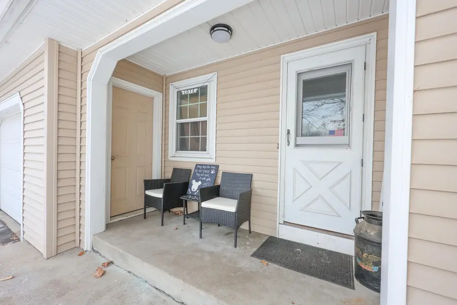 135 Pepperidge Drive, Manchester, NH 03103 - Image #2