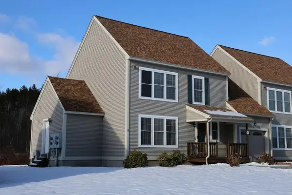 43 Abbey Road, Brentwood, NH 03833