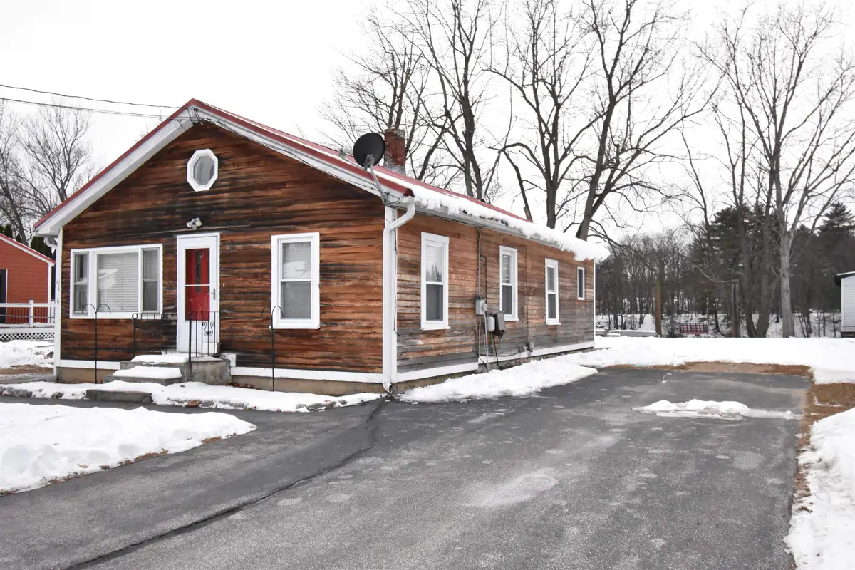 518 Riverdale Avenue, Manchester, NH 03103 - Image #1