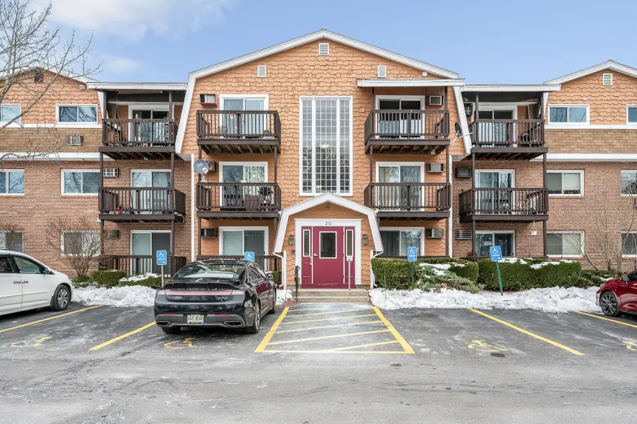 210 Brook Village Road #38, Nashua, NH 03062 - Image #2