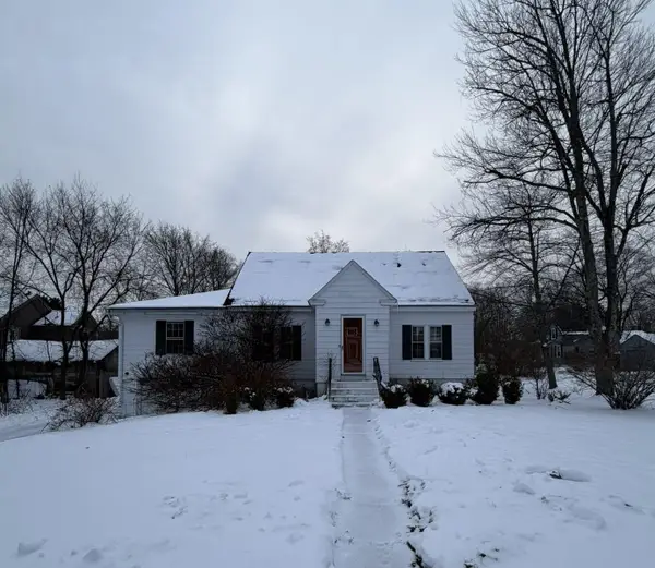 6 Merry Street, Bedford, NH 03110