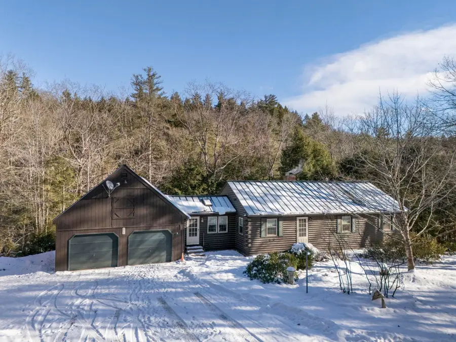 535 Beard Road, Hillsborough, NH 03244 - Image #2