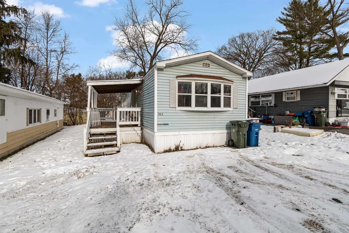 363 Penny Lane, Shelburne, VT 05482 - Image #1