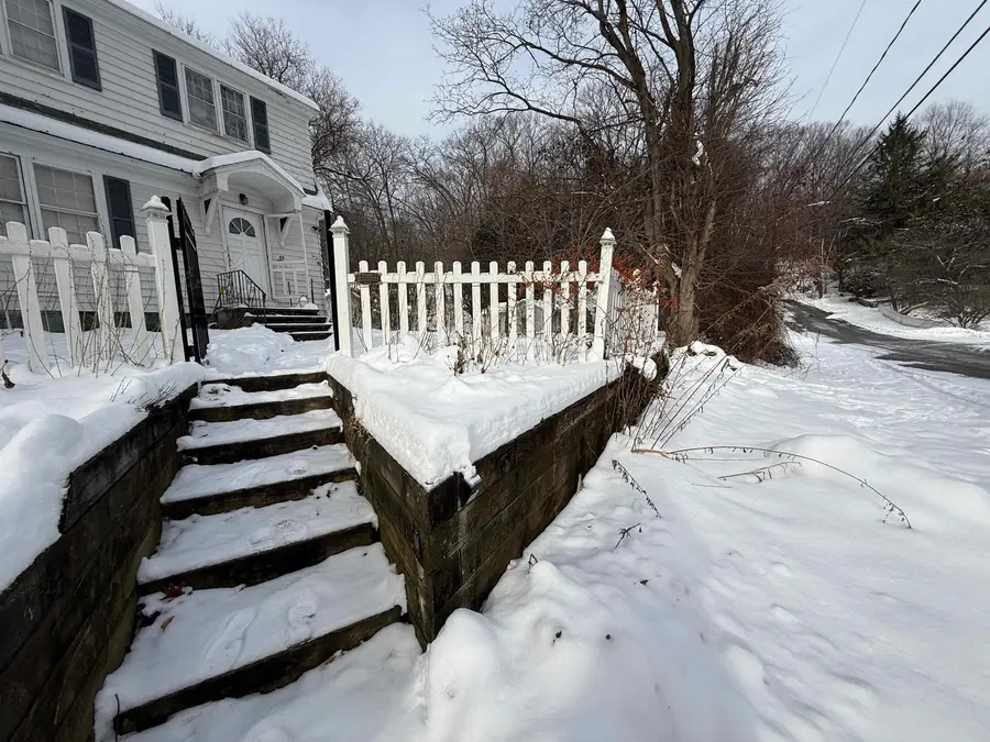 85 Hazel Street, Rutland, VT 05701 - Image #3