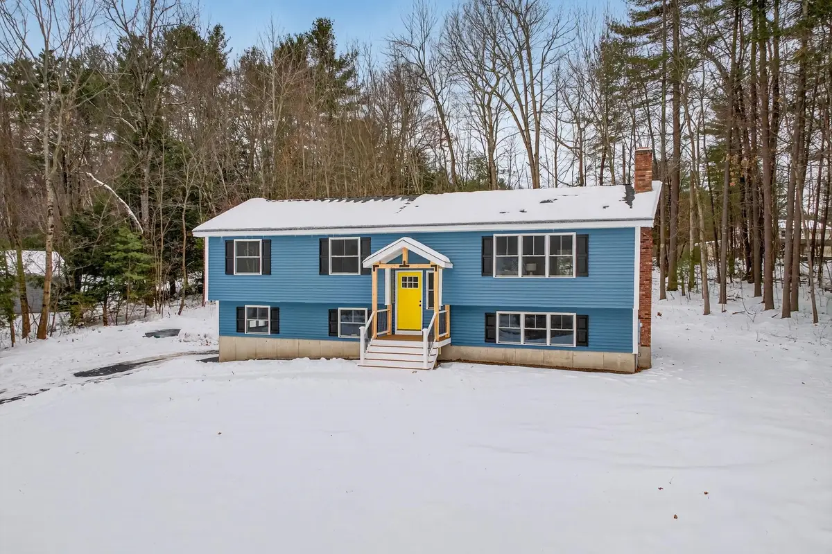 5 Heron Drive, Londonderry, NH 03053 - Image #1
