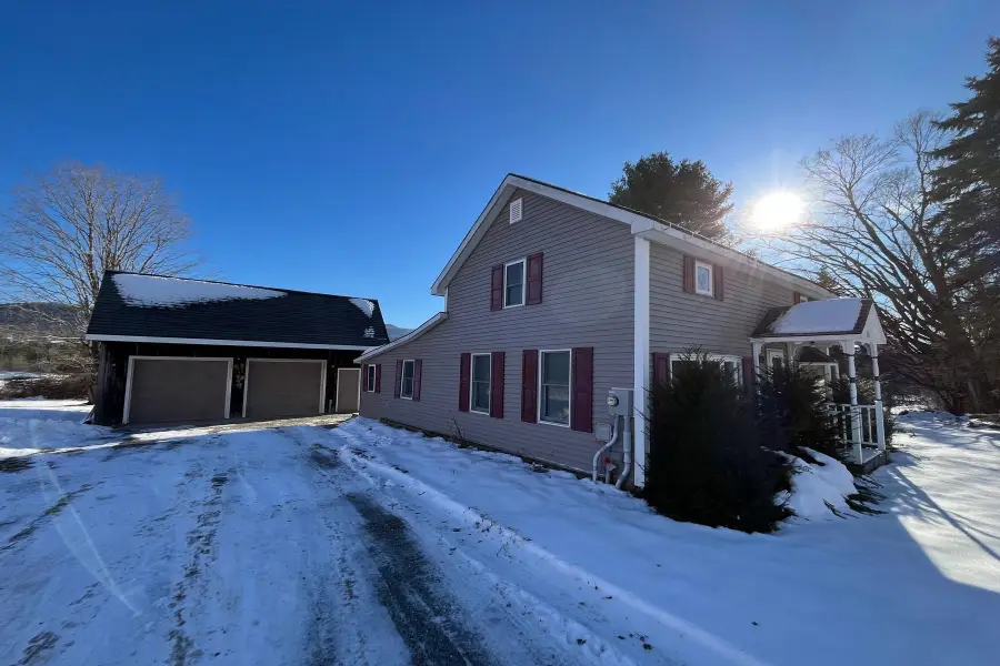 2826 Rt 7B, North Clarendon, VT 05759 - Image #2