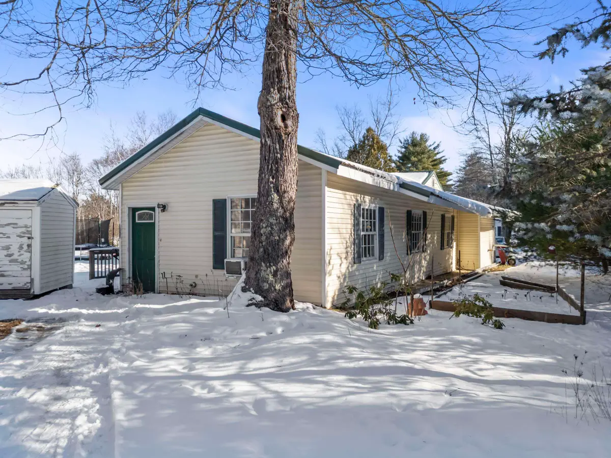 1025 NH Route 11 #2B, Farmington, NH 03835 - Image #1