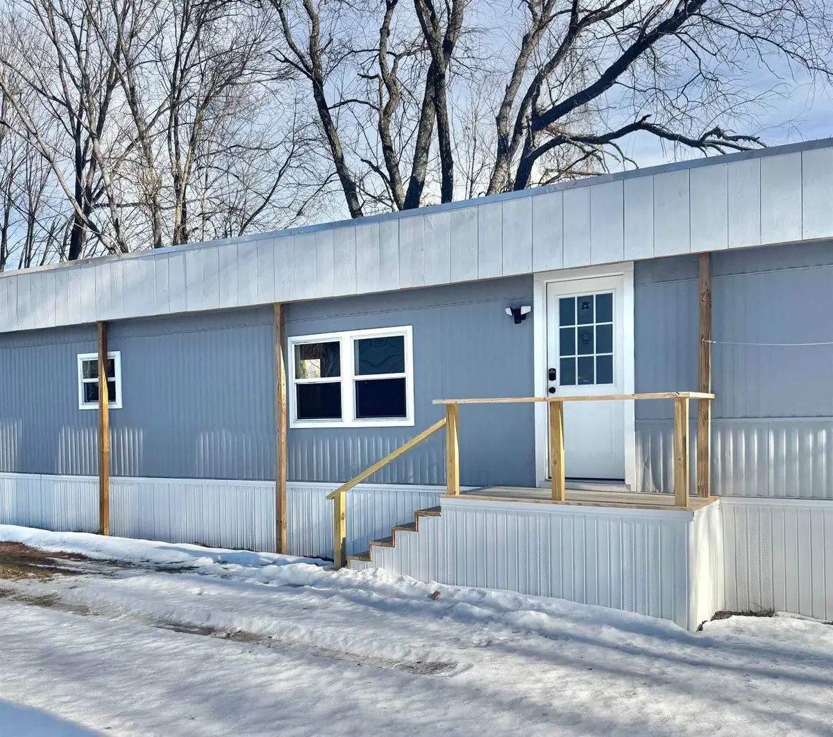 6 Boe Road, Holderness, NH 03245 - Image #1