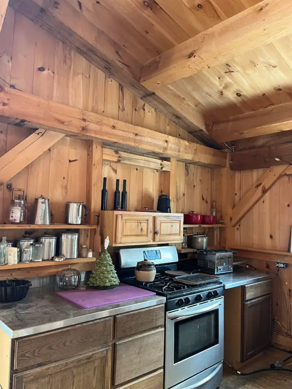 2924 New Duck Pond Road, Sheffield, VT 05866