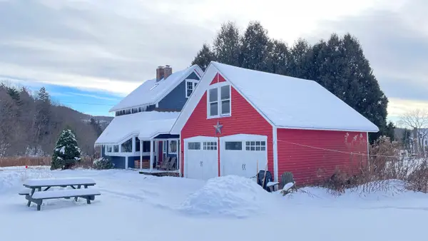 281 Old County Lane, Readsboro, VT 05350