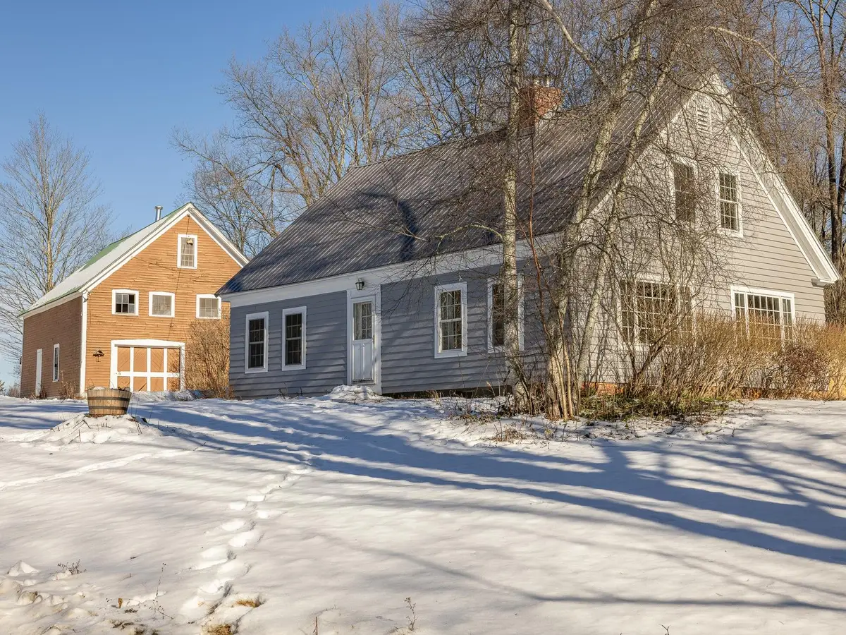 24 Hunt Road, Westmoreland, NH 03467 - Image #1