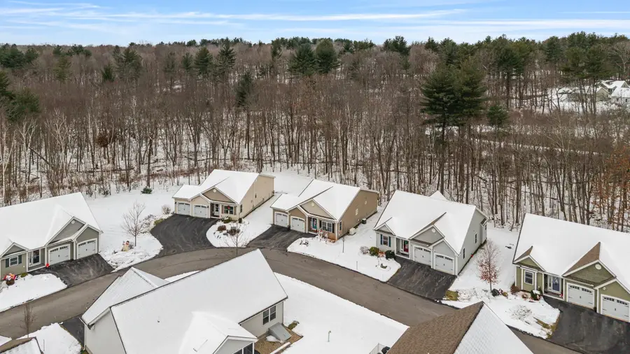 26 Sagewood Drive, Pelham, NH 03076 - Image #2