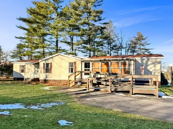 6 No Cranberry Lane, Rochester, NH 03867