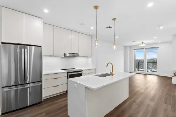 125 Cambrian Way #611, Burlington, VT 05401