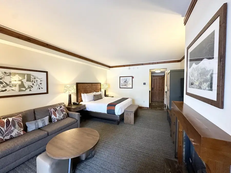 7412 Mountain Road #301, Stowe, VT 05672 - #3