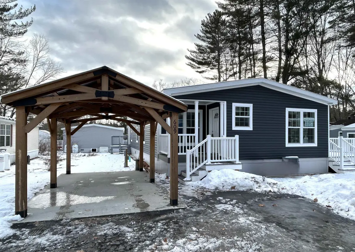609 Canterbury Drive, Exeter, NH 03833 - Image #1