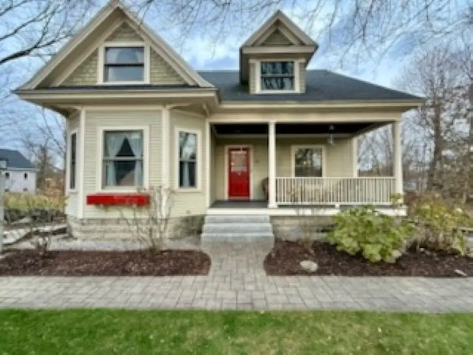 86 Maple Street, Henniker, NH 03242 - Image #1