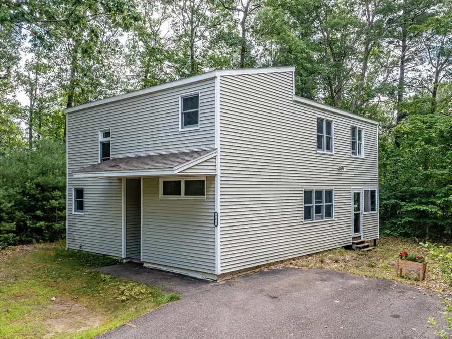 26A Woods End Drive, Essex Junction, VT 05452 - Image #2