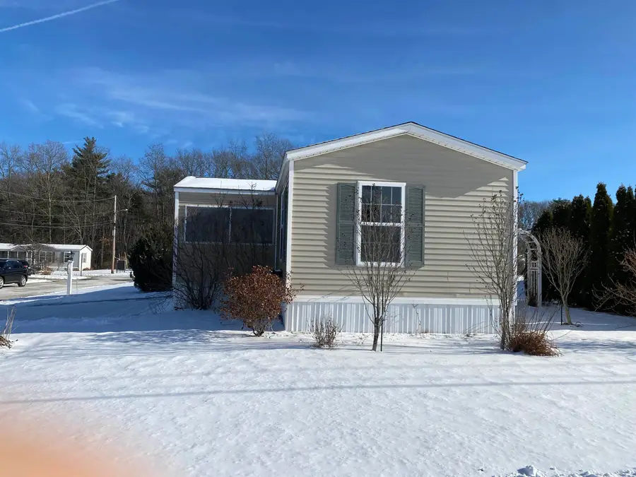 69 NASHVILLE Street, Seabrook, NH 03874 - Image #2