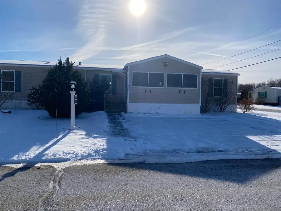 69 NASHVILLE Street, Seabrook, NH 03874 - Image #3