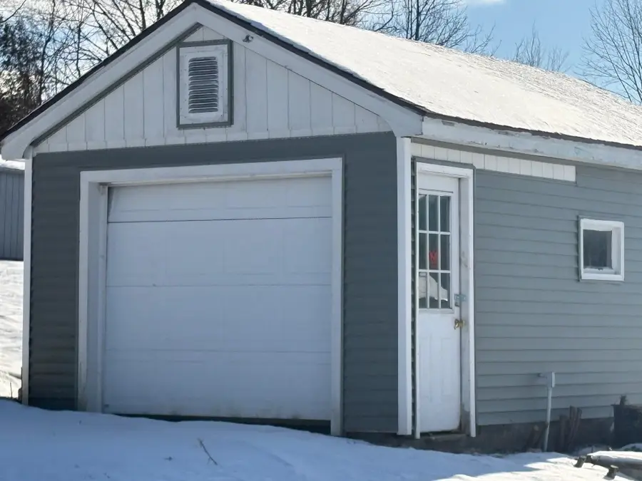 1588 Pleasant Street, West Rutland, VT 05777 - Image #3