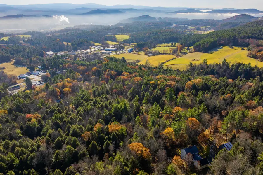 307 Remick Road, Hartford, VT 05001 - Image #2