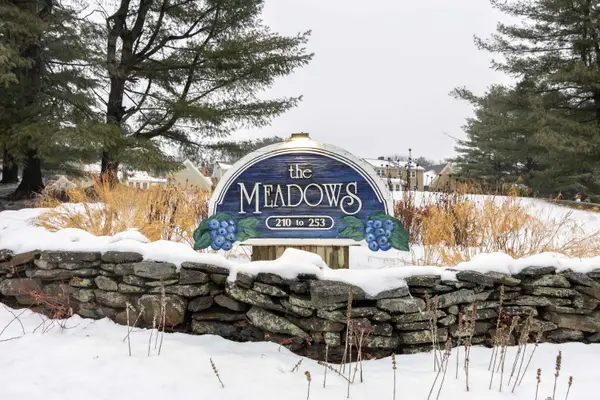 232 Winding Pond Road, Londonderry, NH 03053