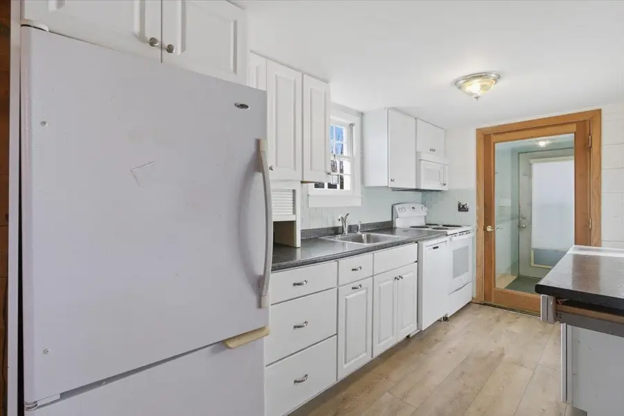 2837 Main Street, Manchester Center, VT 05255 - Image #2