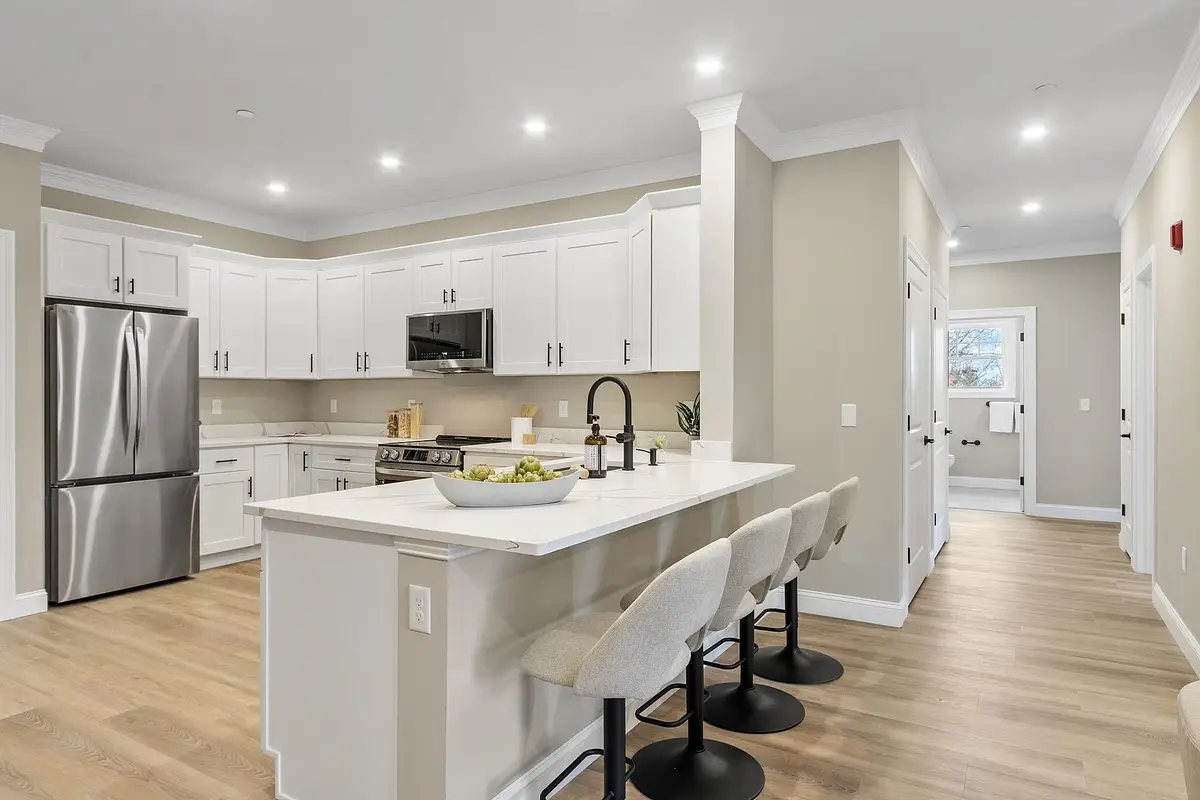 10100 S Willow Street #213, Manchester, NH 03103 - Image #1