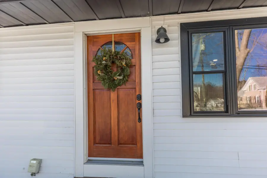 245 Ocean Road, Portsmouth, NH 03801 - Image #2