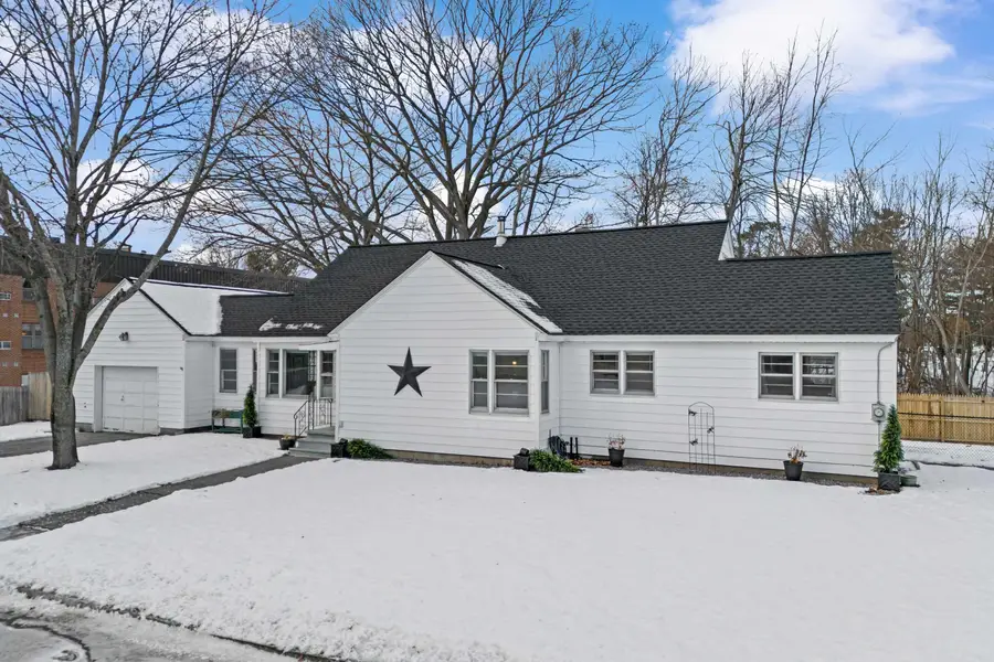 93 Armand Avenue, Manchester, NH 03103 - Image #2