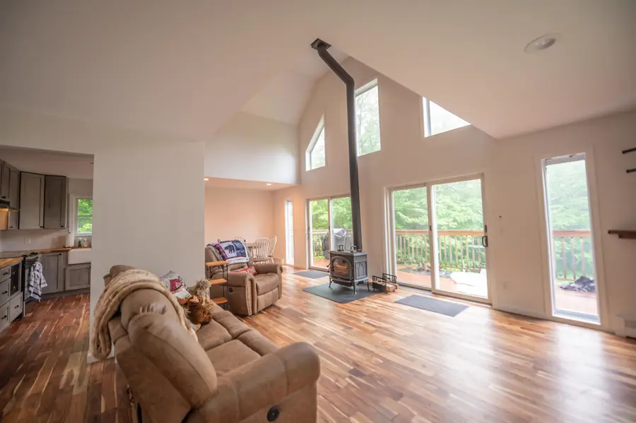 28 Lightning Ledge Way, Wilmington, VT 05363 - Image #2