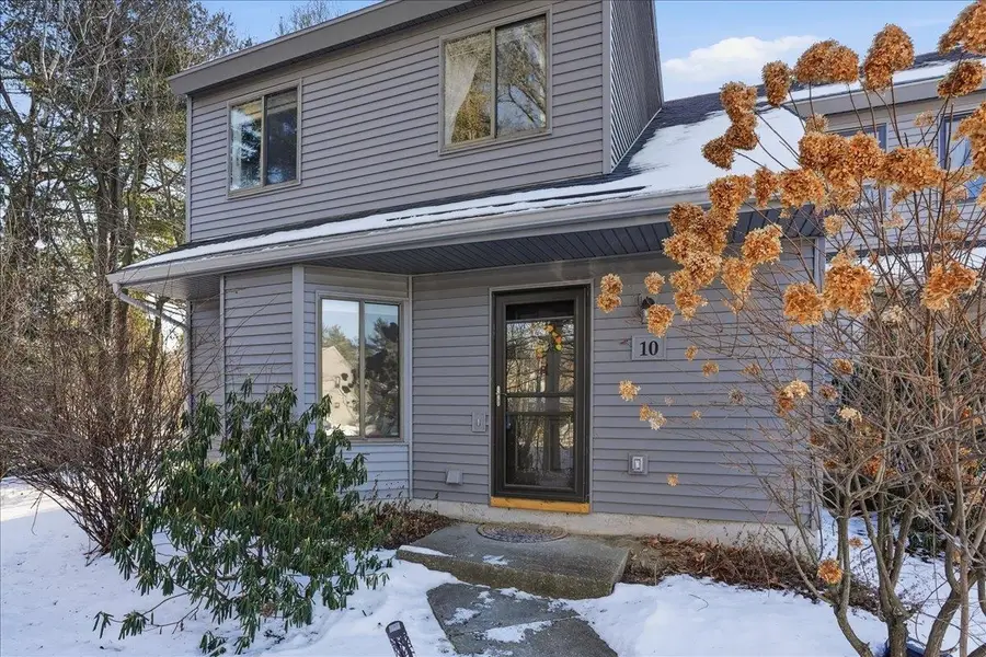 10 Chelsea Circle, South Burlington, VT 05403 - Image #2